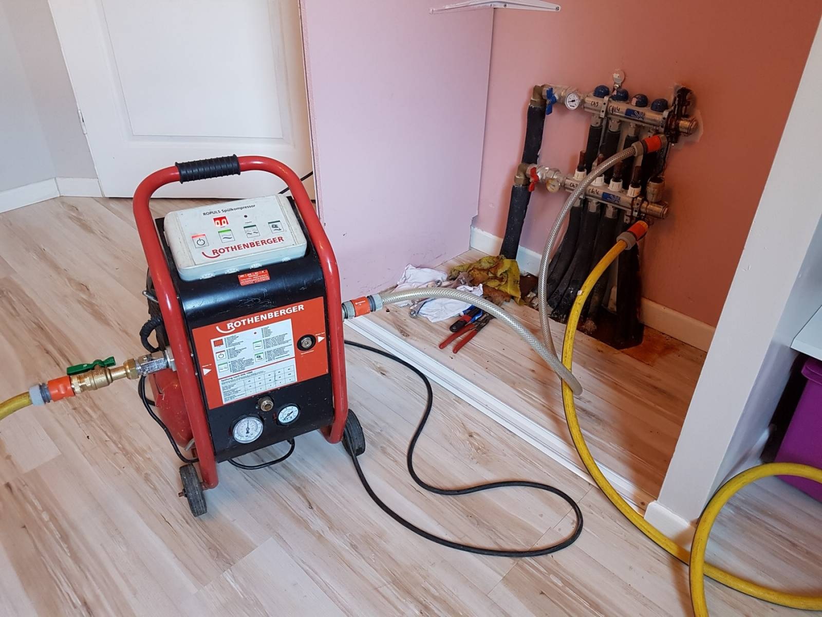 Kartal Topselvi Vaillant Hermetik Şofben Petek Temizliği